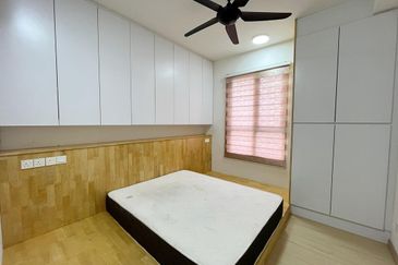 Gravit8 @ Klang South