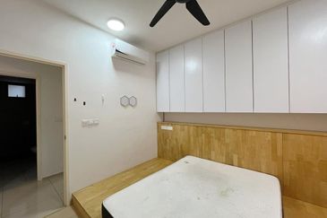 Gravit8 @ Klang South