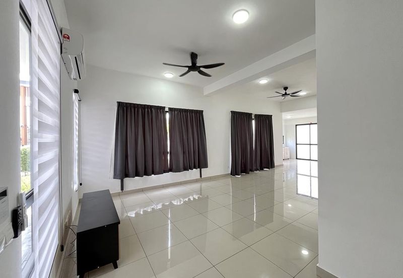 Sencilia @ Eco Sanctuary