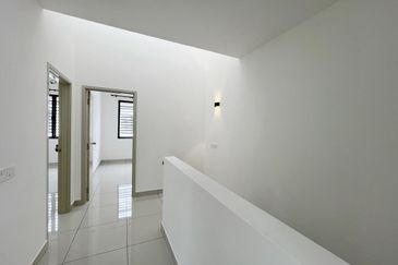 Robin @ Bandar Rimbayu