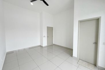 Robin @ Bandar Rimbayu