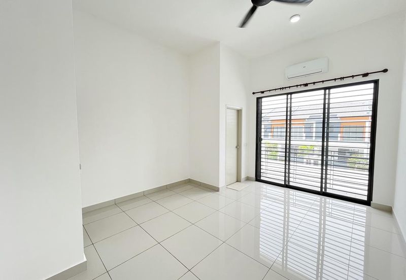 Robin @ Bandar Rimbayu