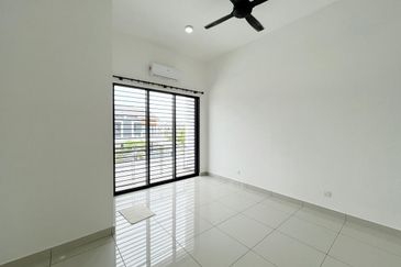 Robin @ Bandar Rimbayu