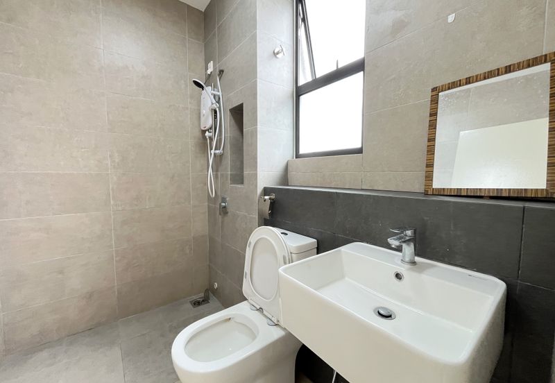 Robin @ Bandar Rimbayu