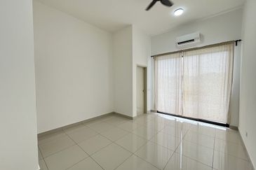 Robin @ Bandar Rimbayu