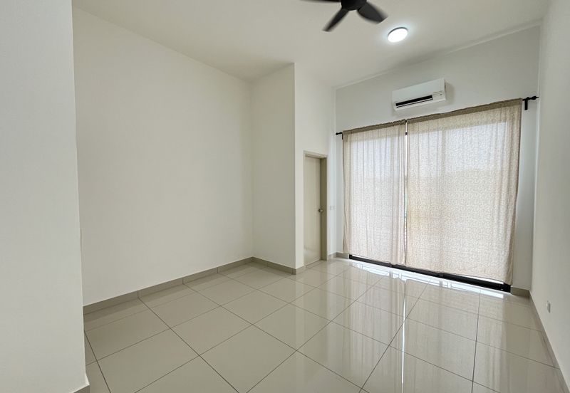 Robin @ Bandar Rimbayu