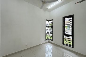 Periwinkle @ Bandar Rimbayu