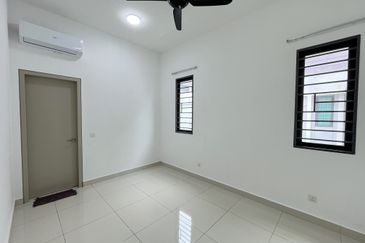 Periwinkle @ Bandar Rimbayu