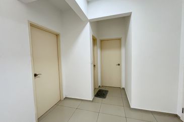 Gravit8 @ Klang South