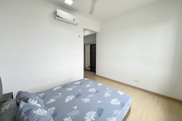 Gravit8 @ Klang South