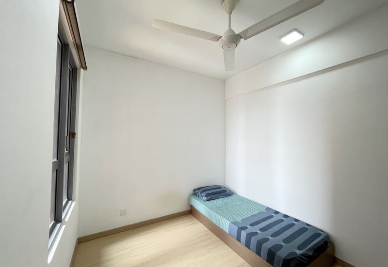 Gravit8 @ Klang South