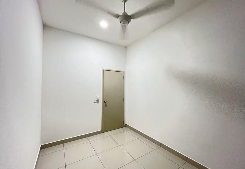 Robin @ Bandar Rimbayu