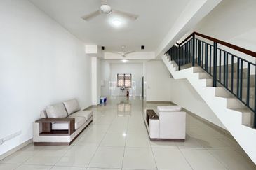 Robin @ Bandar Rimbayu