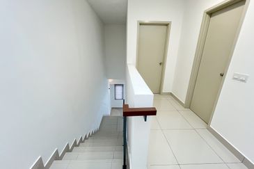 Robin @ Bandar Rimbayu