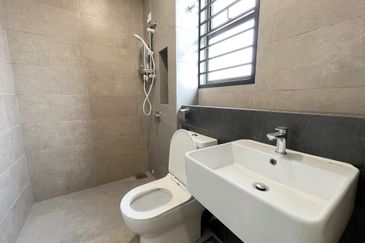 Robin @ Bandar Rimbayu