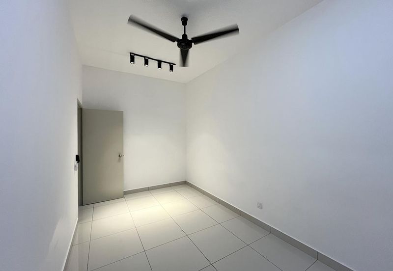 Robin @ Bandar Rimbayu