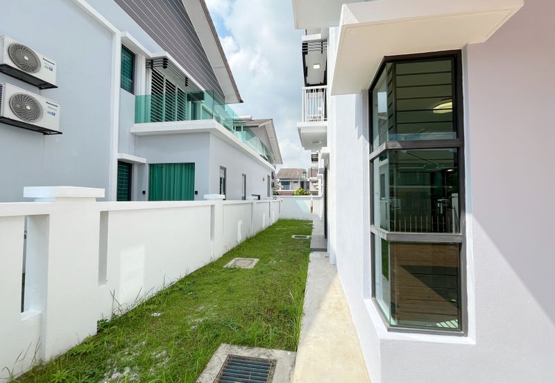 Periwinkle @ Bandar Rimbayu