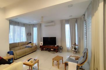 USJ Avenue @ USJ Heights