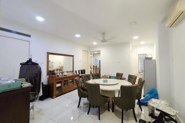 USJ Avenue @ USJ Heights