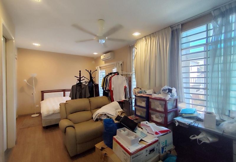 USJ Avenue @ USJ Heights