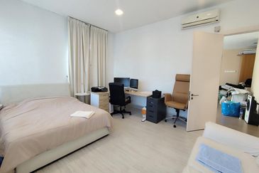 USJ Avenue @ USJ Heights