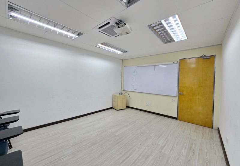 Lebuh Turi, Taman Chi Liung