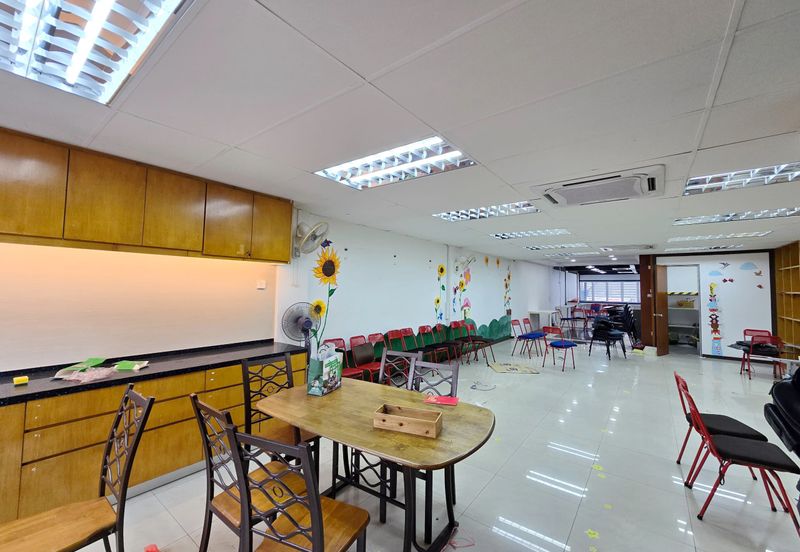 Lebuh Turi, Taman Chi Liung