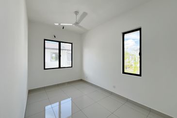 Robin @ Bandar Rimbayu