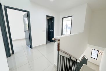 Robin @ Bandar Rimbayu