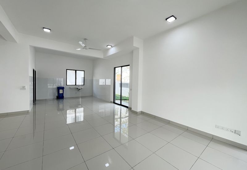 Robin @ Bandar Rimbayu