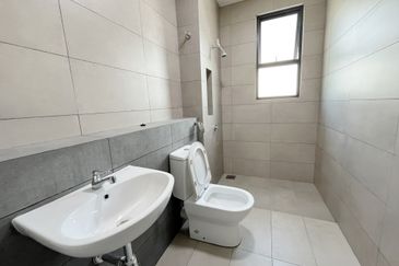 Robin @ Bandar Rimbayu