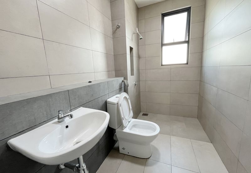 Robin @ Bandar Rimbayu