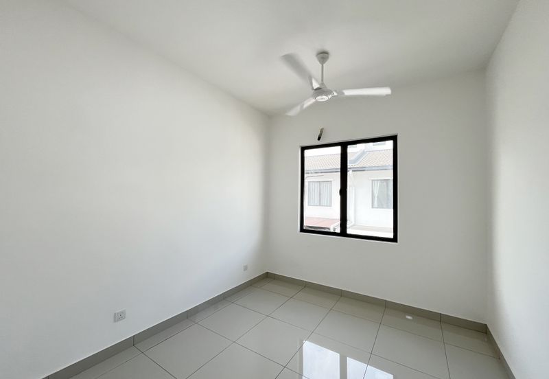 Robin @ Bandar Rimbayu