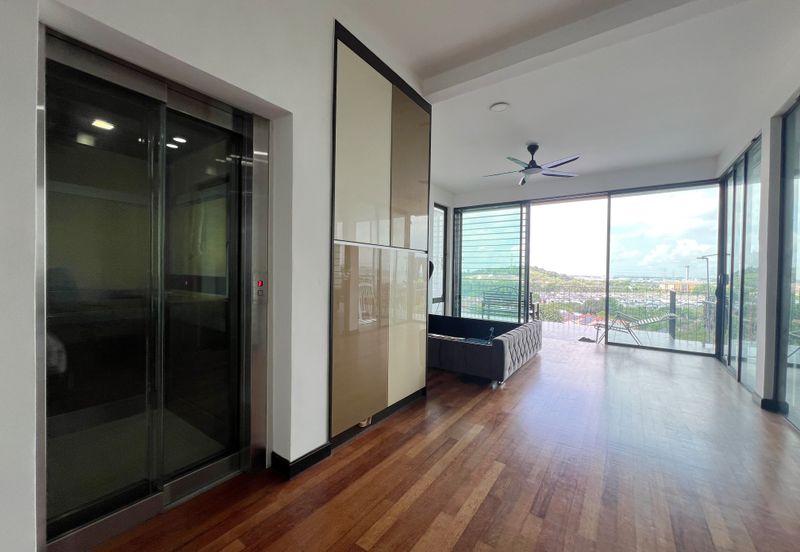 Duta Villa, Setia Alam