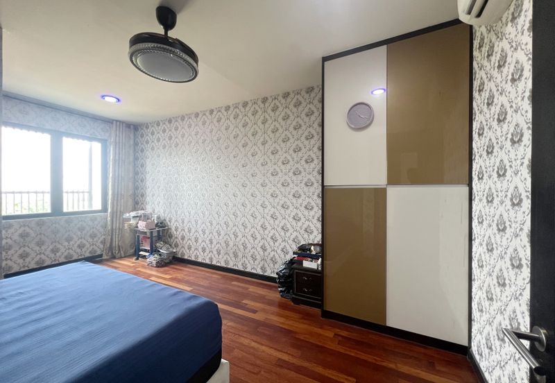 Duta Villa, Setia Alam