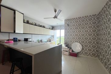 Duta Villa, Setia Alam