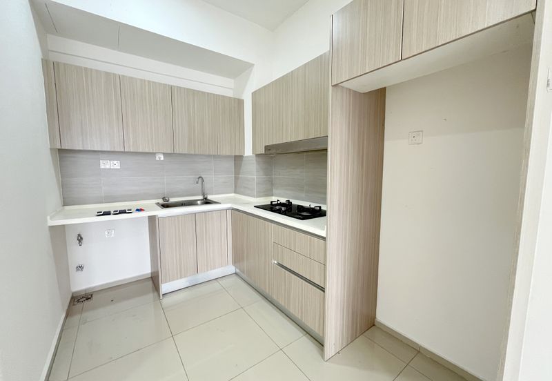 Gravit8 @ Klang South