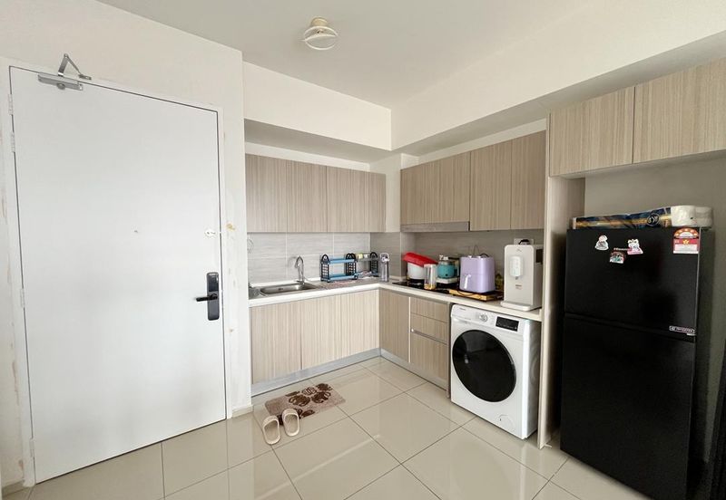 Gravit8 @ Klang South