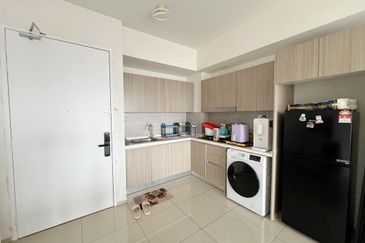 Gravit8 @ Klang South