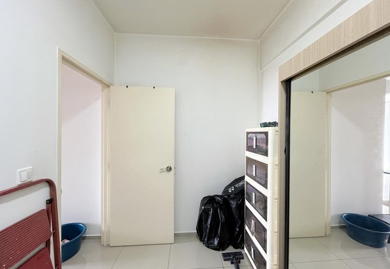 Gravit8 @ Klang South