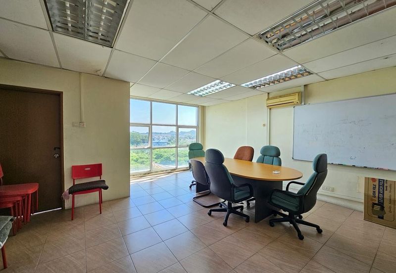 Lebuh Turi, Taman Chi Liung