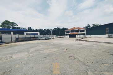 Kampung Jenjarom