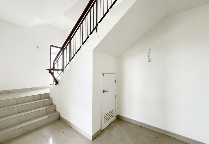 Lucent Residence @ twentyfive.7