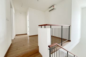 Lucent Residence @ twentyfive.7