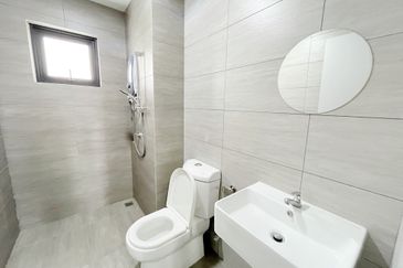 Amber Residence @ twentyfive.7