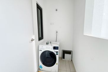 Amber Residence @ twentyfive.7