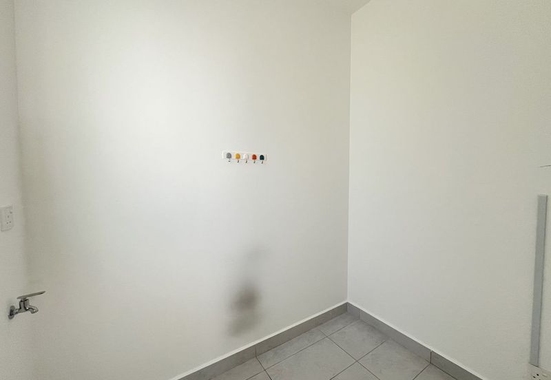 Lucent Residence @ twentyfive.7