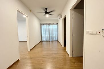 Lucent Residence @ twentyfive.7