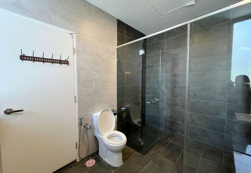 Lucent Residence @ twentyfive.7