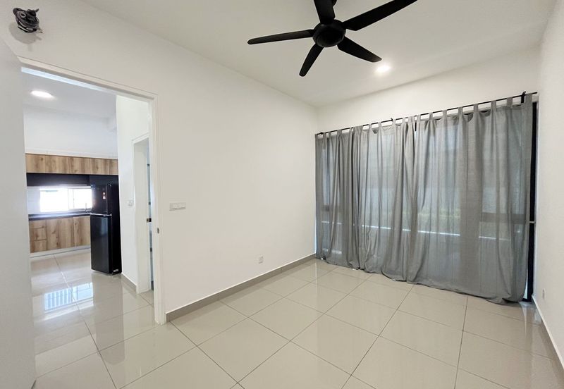 Lucent Residence @ twentyfive.7